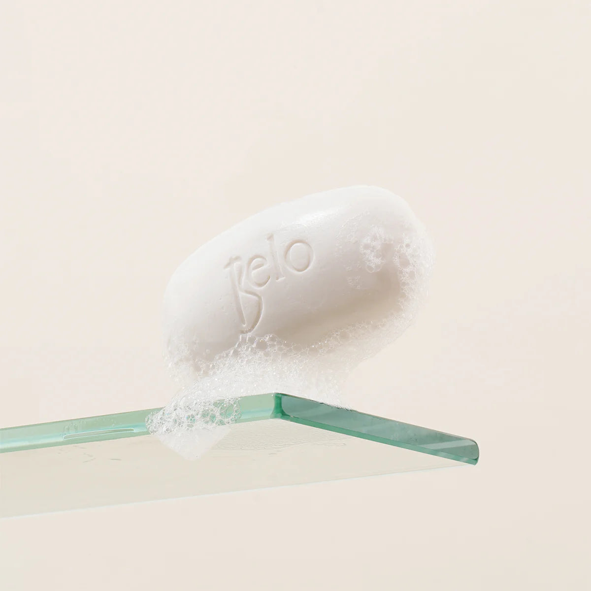 Belo Essentials Smoothening Whitening Body Bar 135g